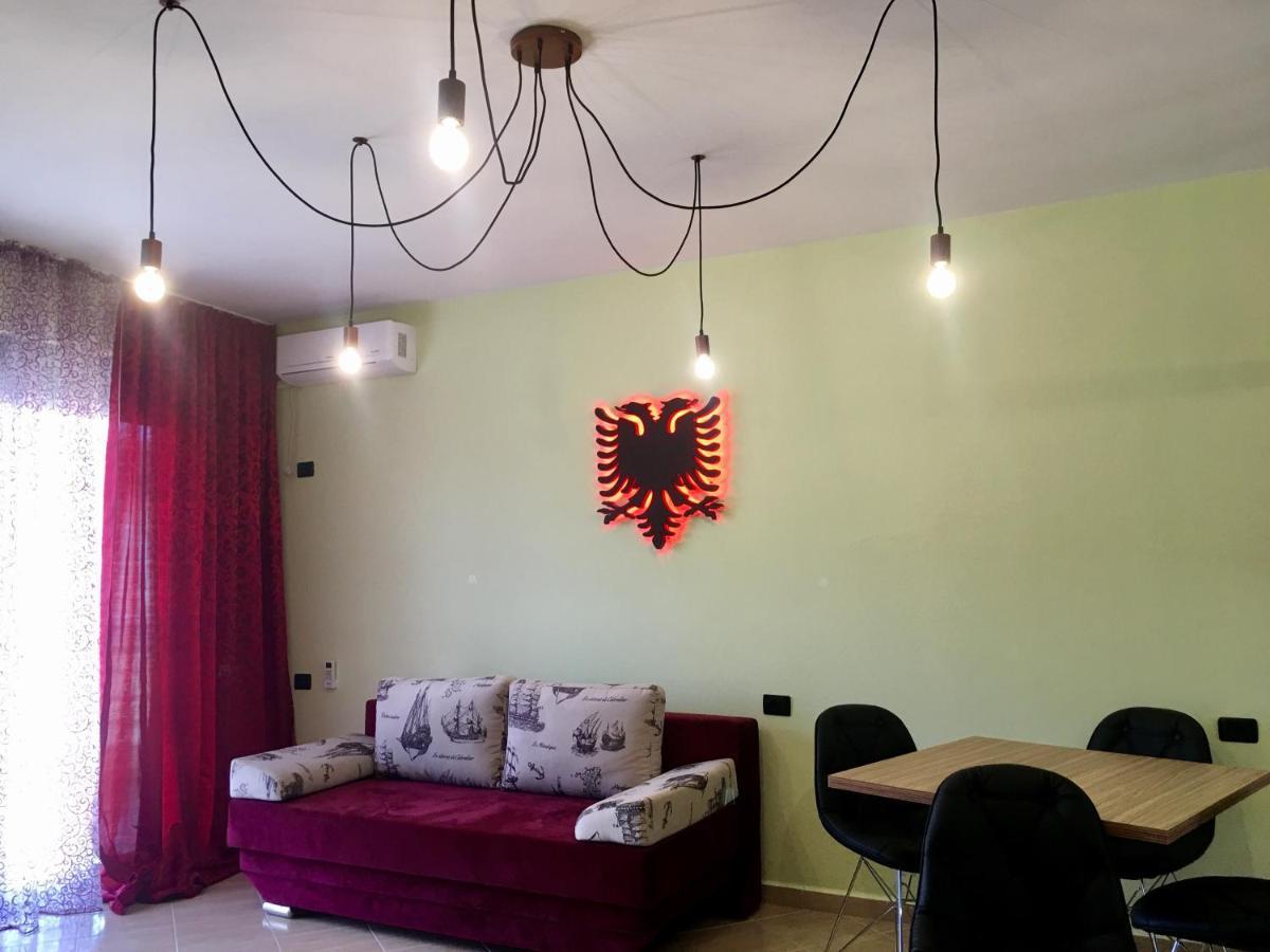 Luxury Holiday In Royal Apartment For King And Queen Sarandë Exterior foto